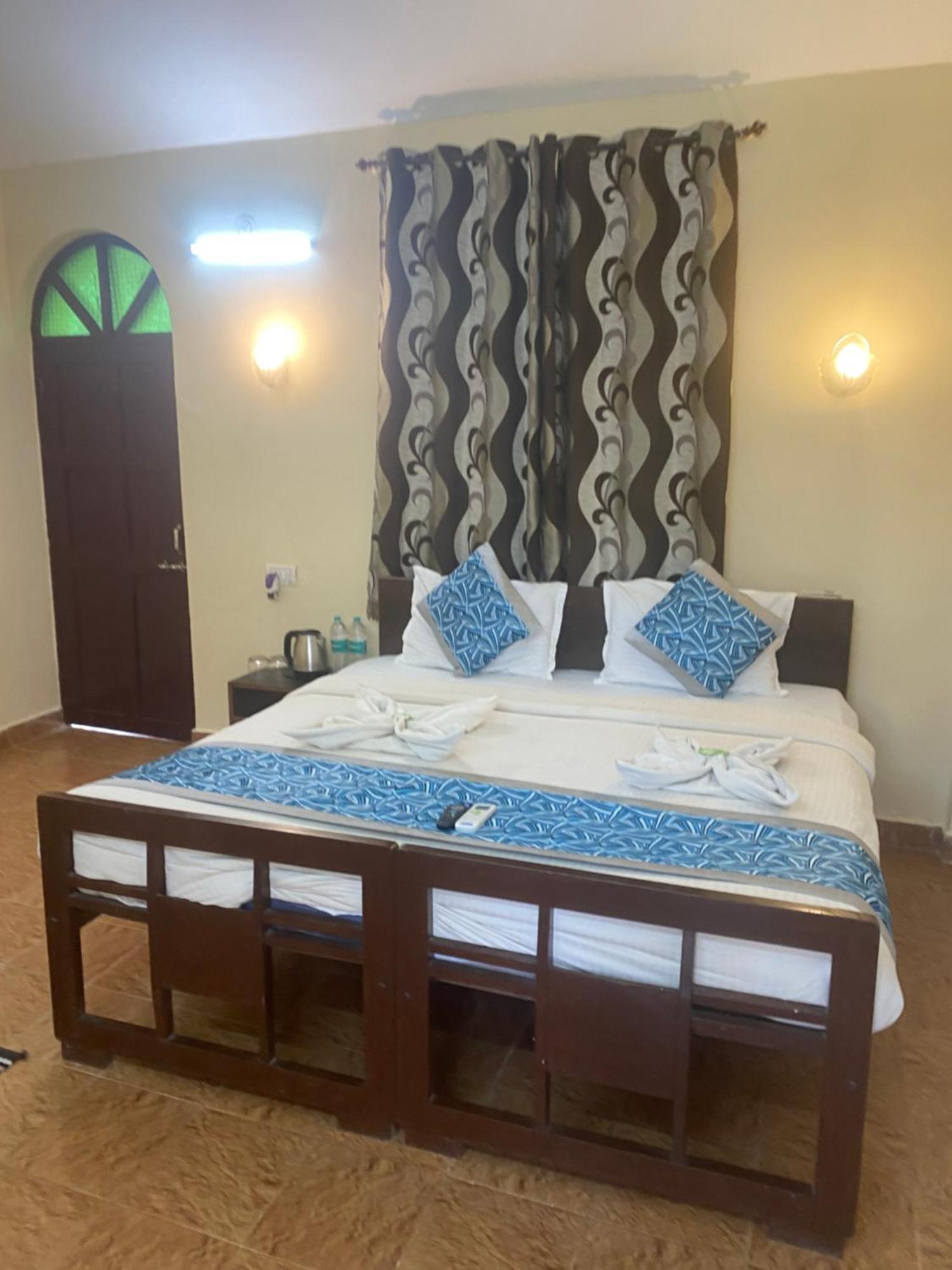 Baga Beach Palms Εξωτερικό φωτογραφία